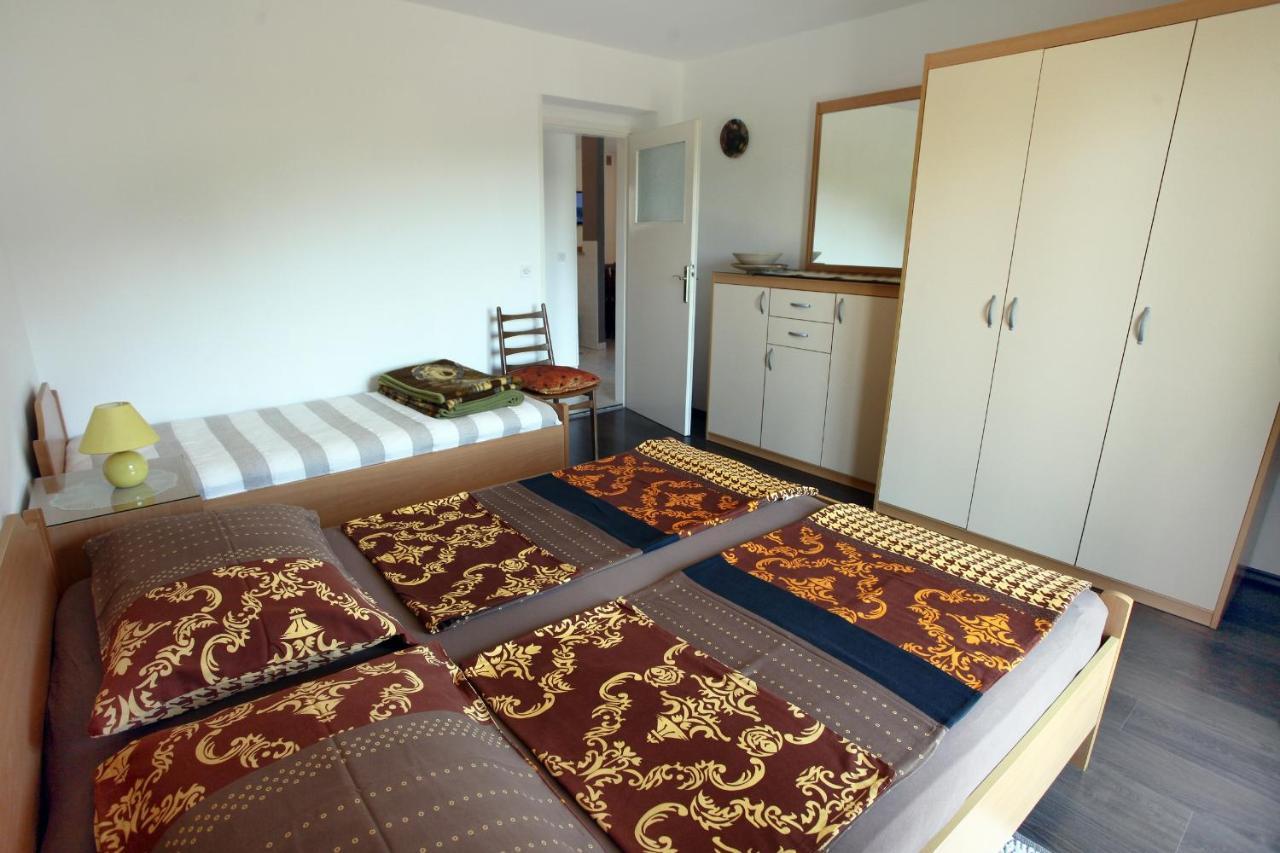 Tatjana'S Guesthouse Порторож Екстер'єр фото