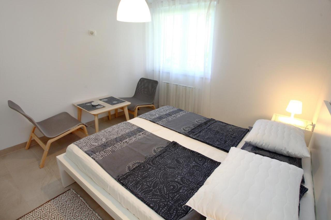 Tatjana'S Guesthouse Порторож Екстер'єр фото