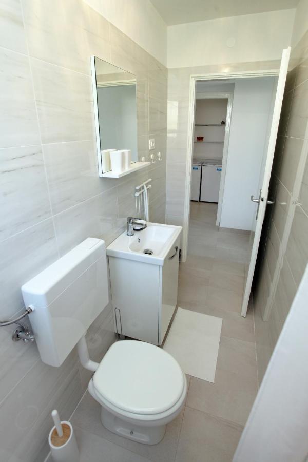 Tatjana'S Guesthouse Порторож Екстер'єр фото