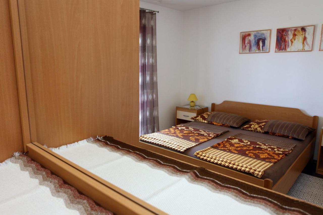 Tatjana'S Guesthouse Порторож Екстер'єр фото